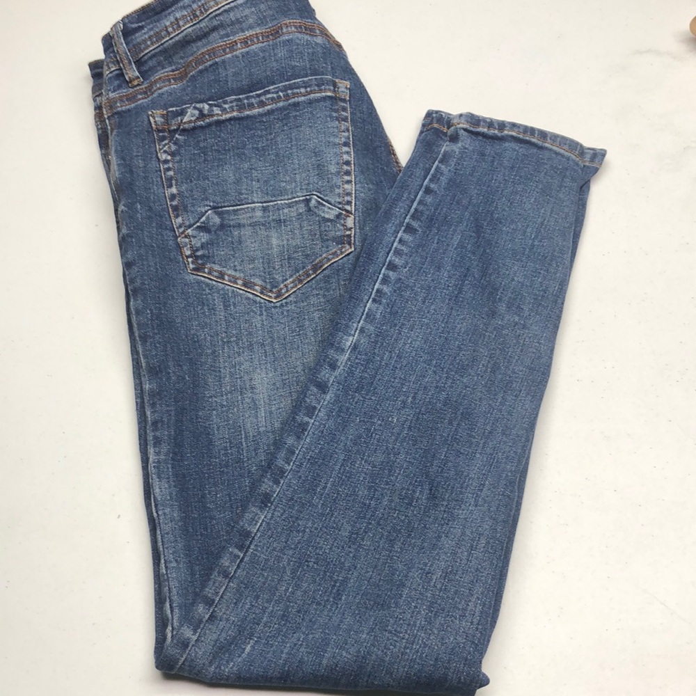 Classic Blue Skinny Jeans with Natural Fading - Picture 7 of 10